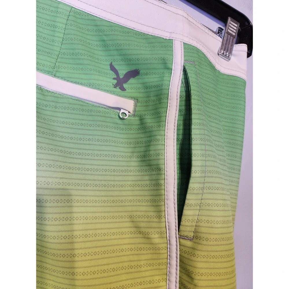 American Eagle Men Size Small Swim‎ Shorts Trunks Board Shorts Multicolor